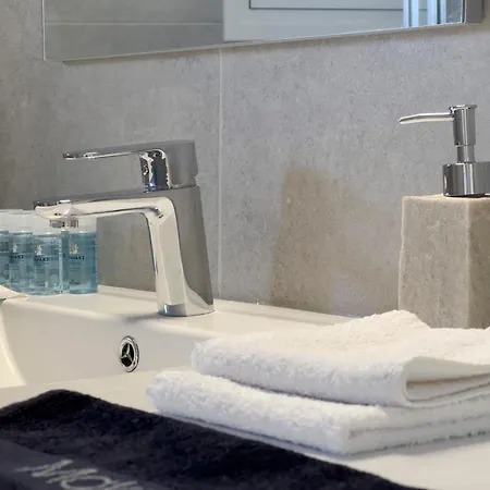 Kanari Sea View 55sqm In Alimos